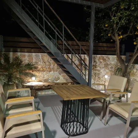 Nyaraló Marias Zipárion